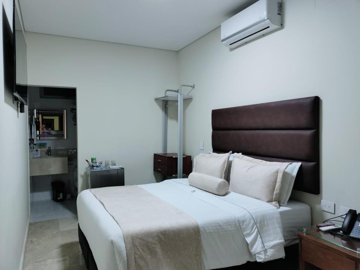 Hotel Dorado La 70 Medellín Eksteriør billede